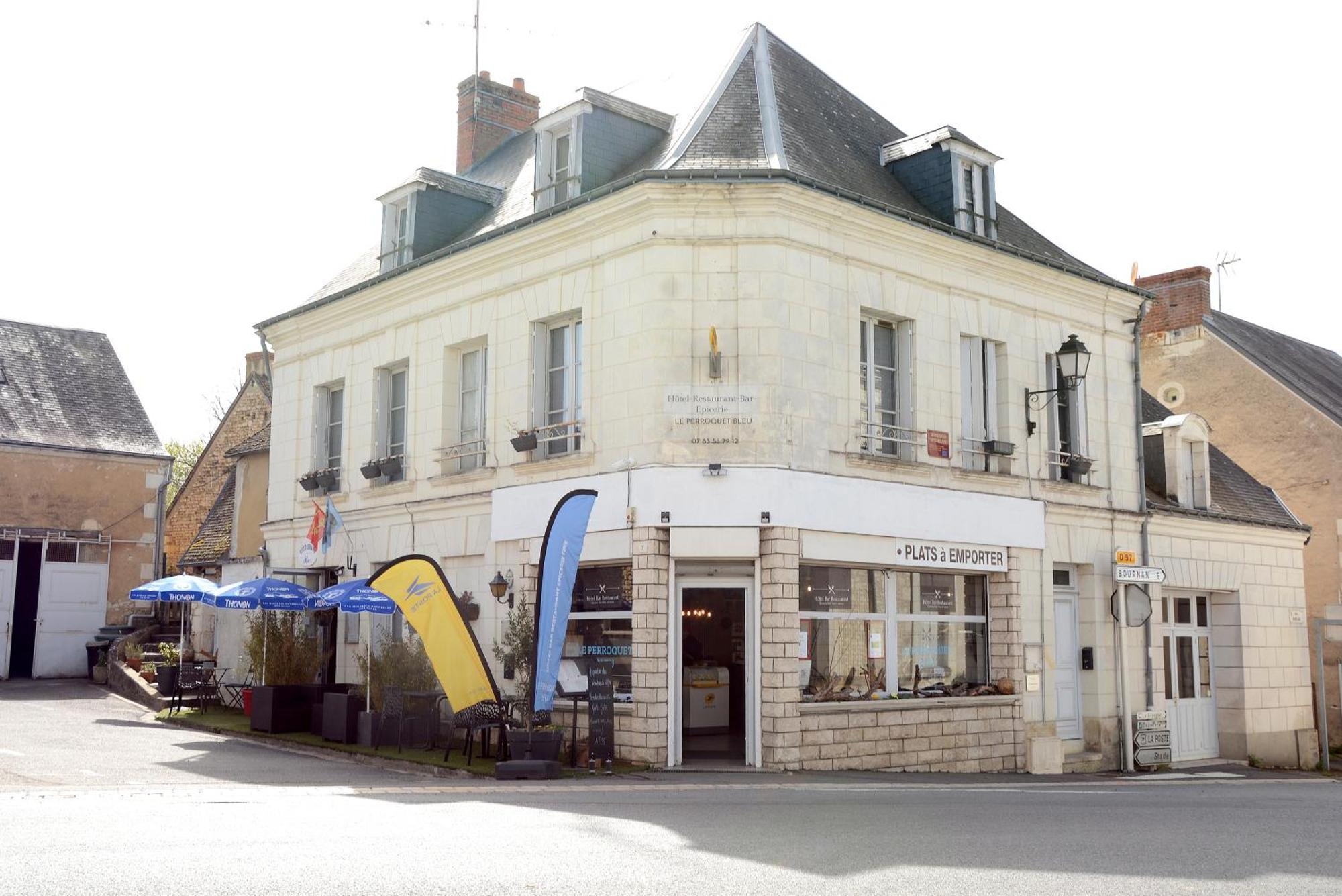 Hotel Le Perroquet Bleu La Chapelle-Blanche-Saint-Martin Exterior foto